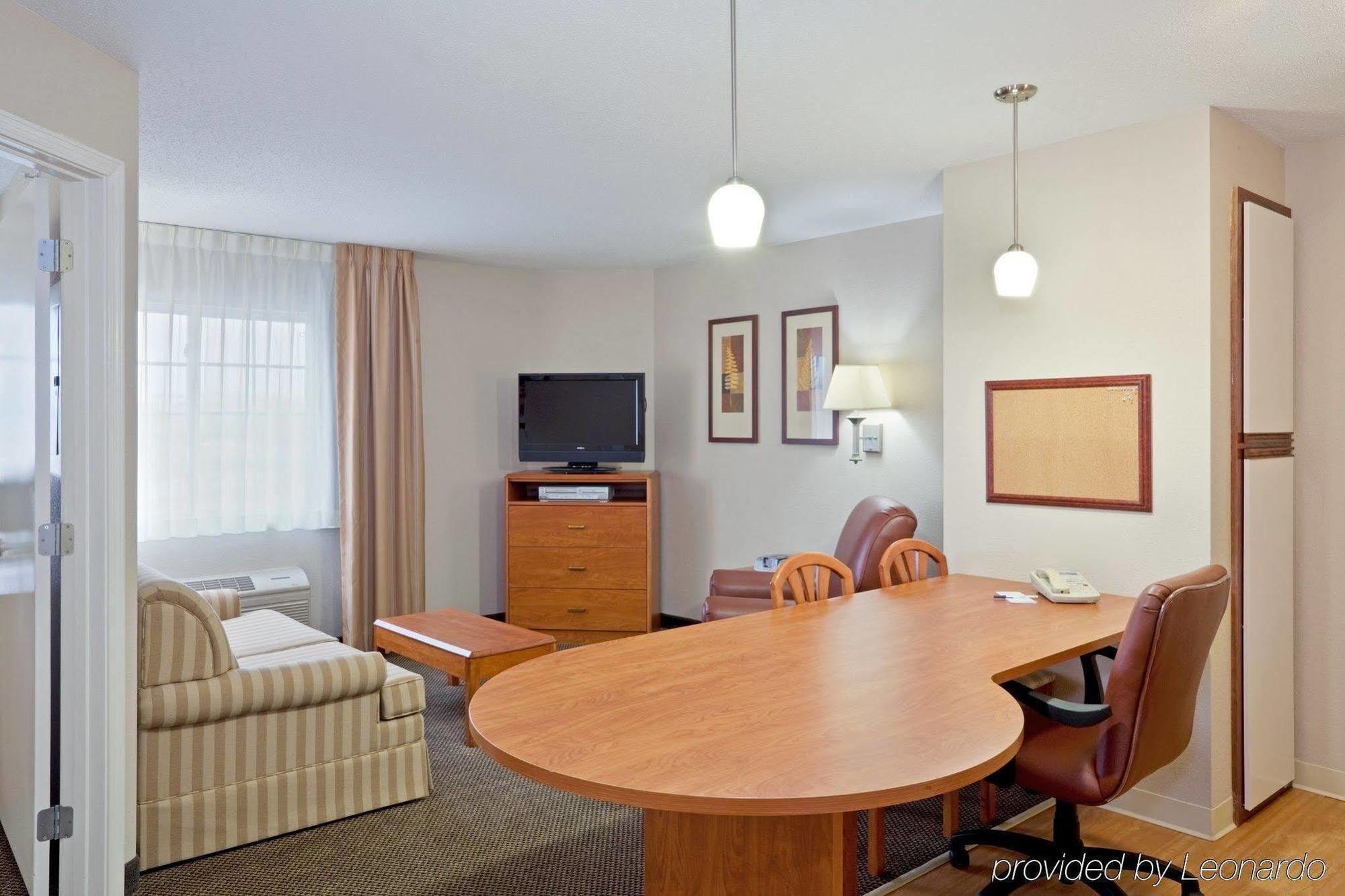 Candlewood Suites - Topeka West By Ihg Extérieur photo